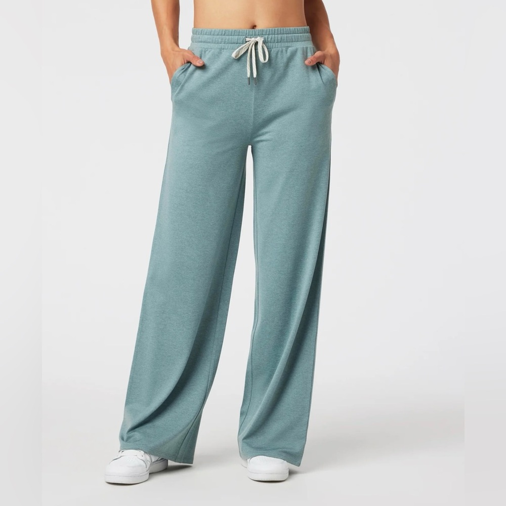 NEW VUORI women’s halo essential wideleg